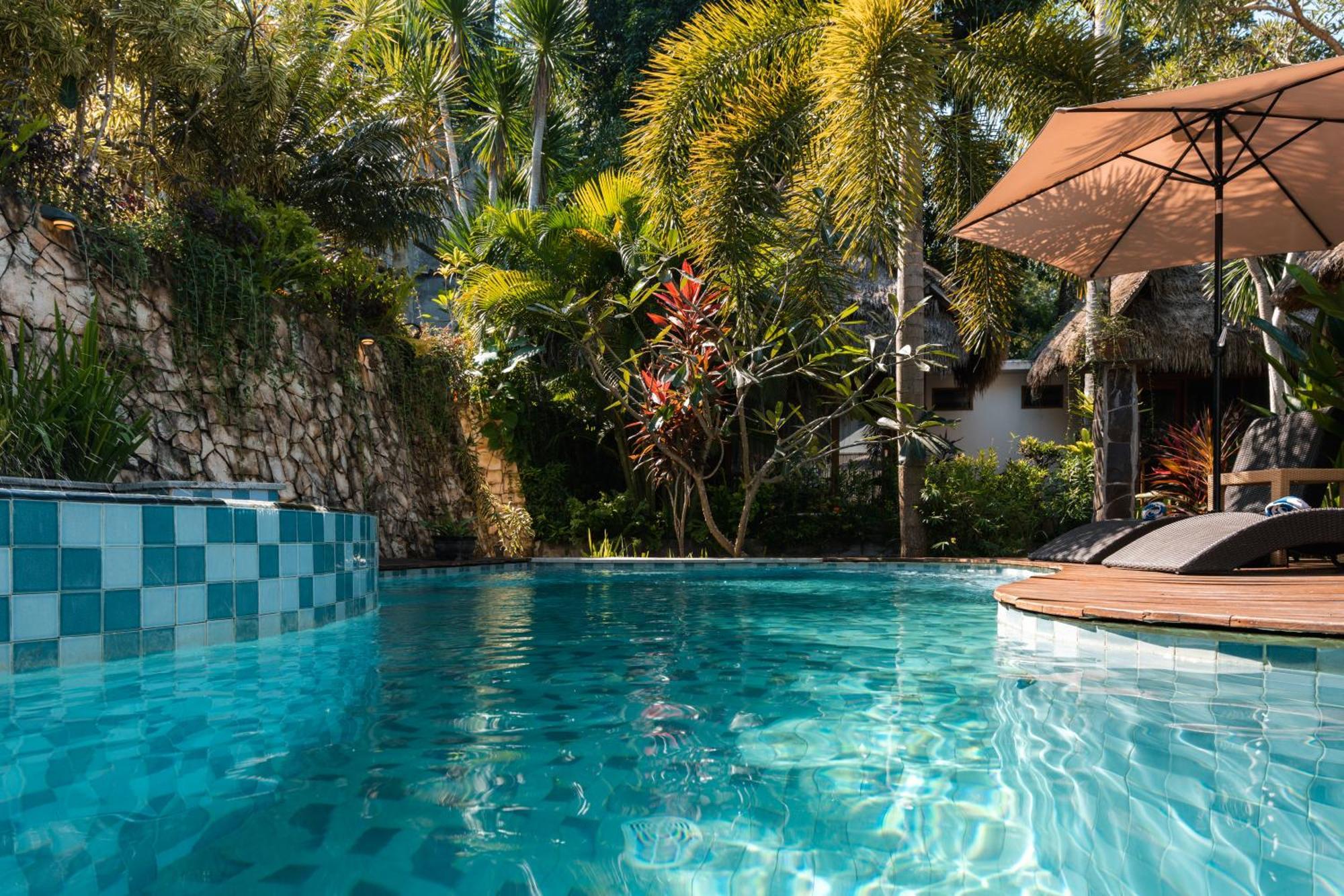 Village Vibes Lombok Kuta  ภายนอก รูปภาพ