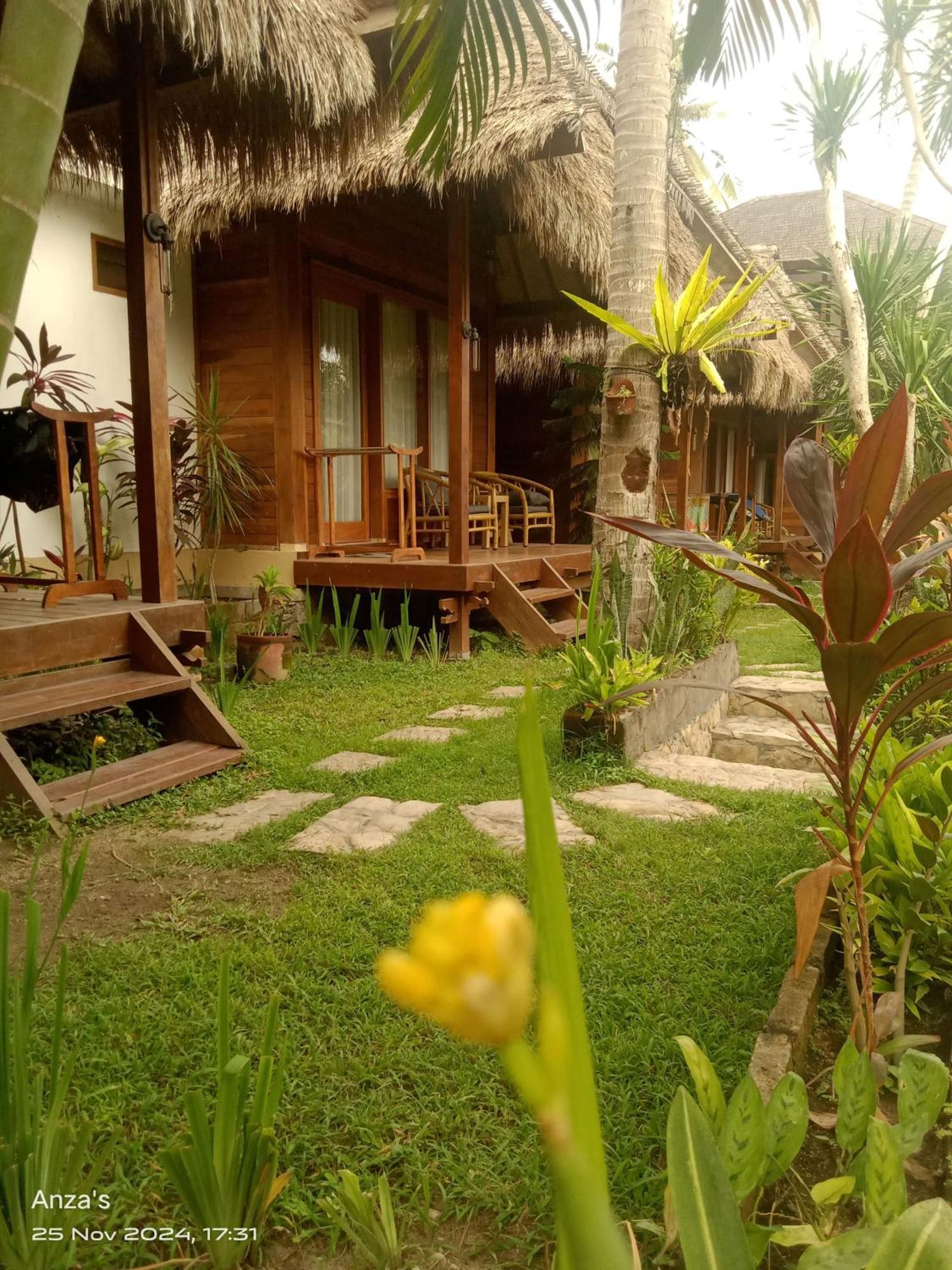 Village Vibes Lombok Kuta  ภายนอก รูปภาพ